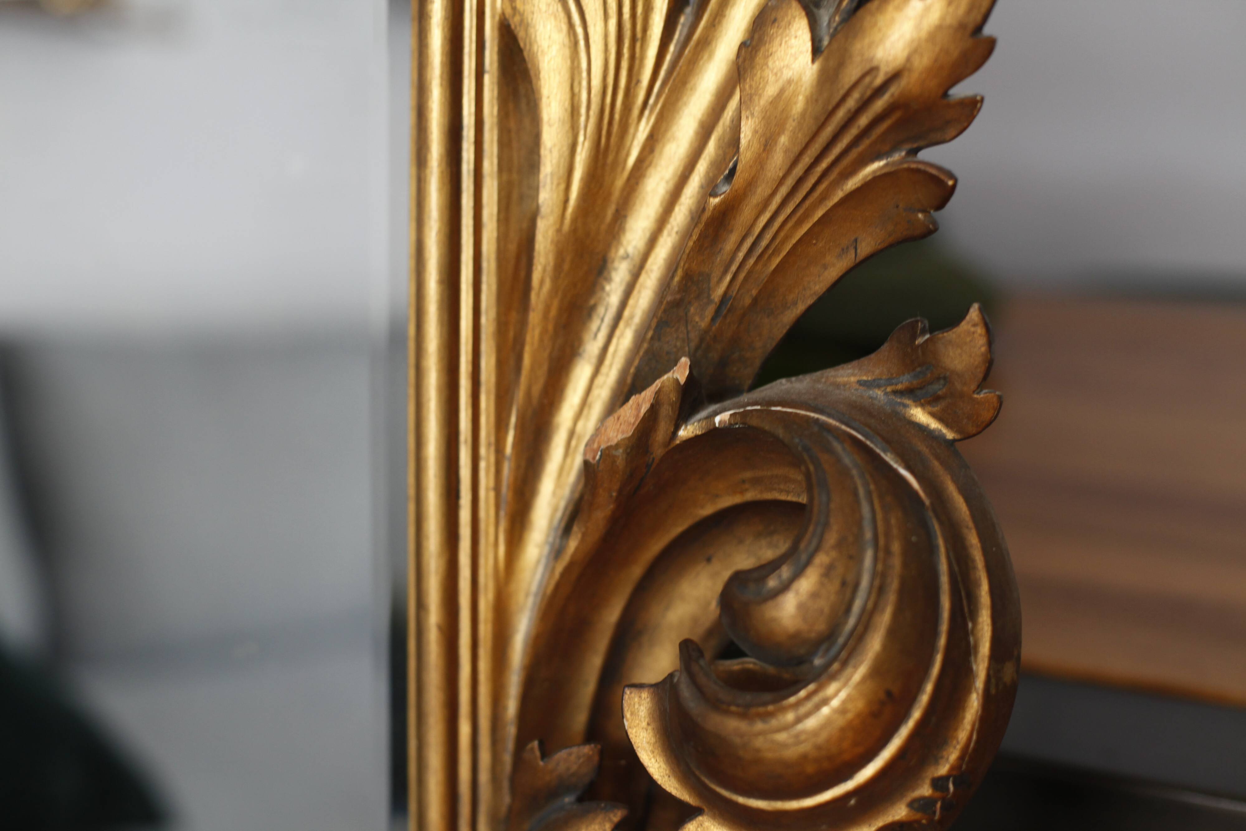 Miroir doré sculpté exceptionnel 92x128 bois