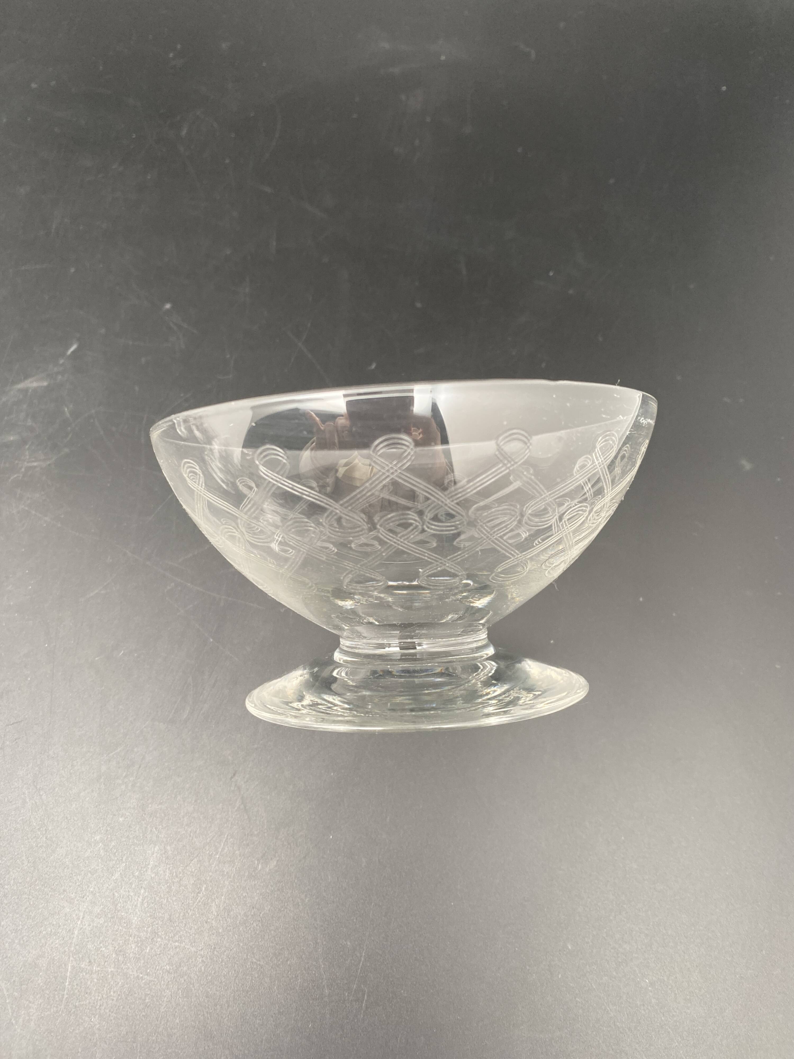 Chiseled crystal champagne glasses