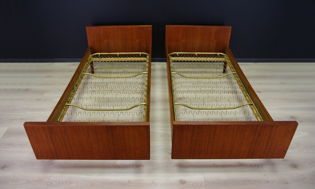 Scandinavian teak daybed