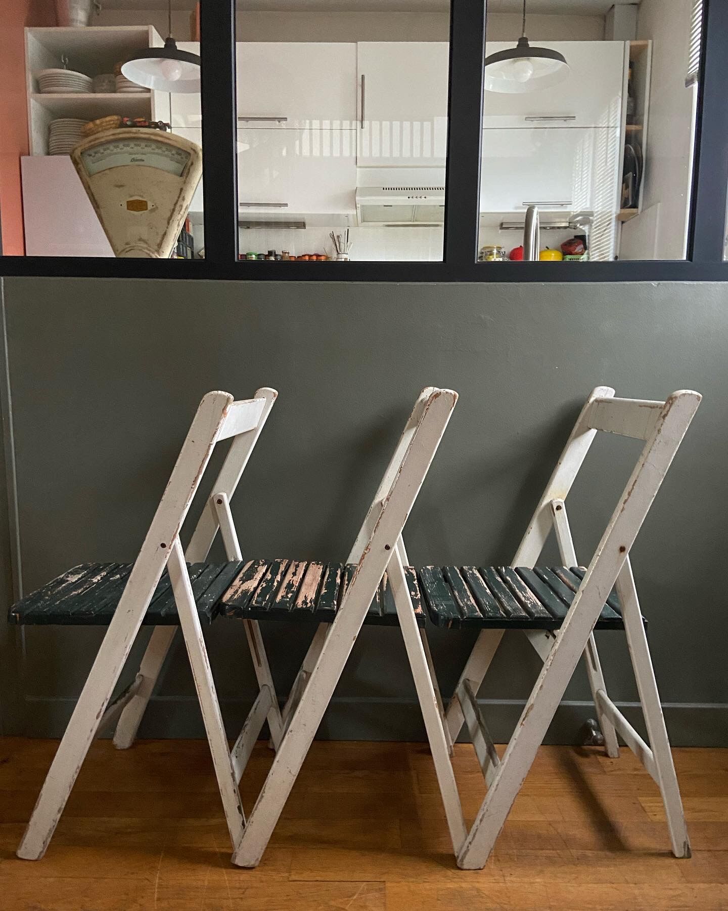 3 folding chairs 1930