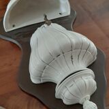 Earthenware fountain