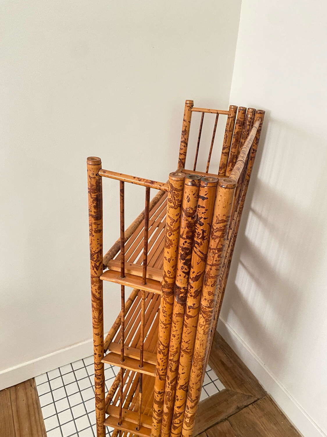 70's foldable bamboo shelf