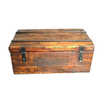 Old box, travel trunk
