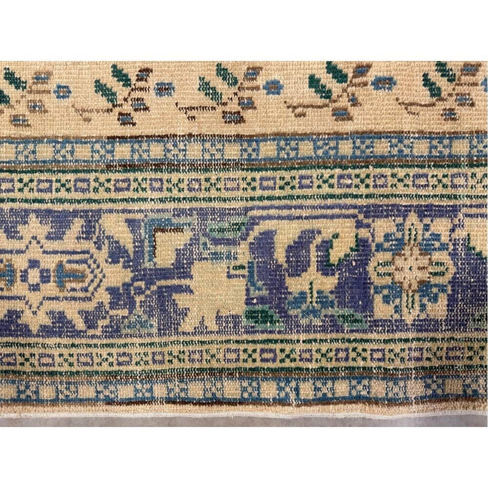 One-of-a-kind Vintage Wool Area Rug. Handknotted Turkish Carpet for Country, Farmhouse Decor