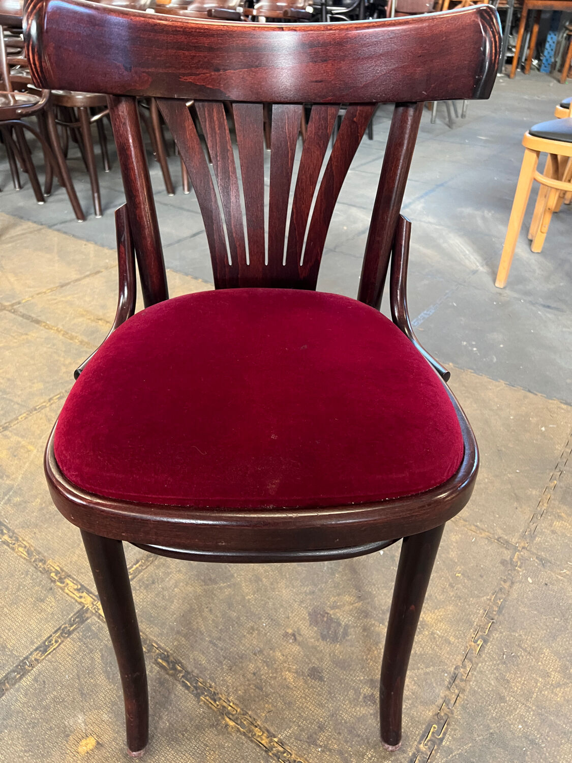 Set of 31 bistro chairs