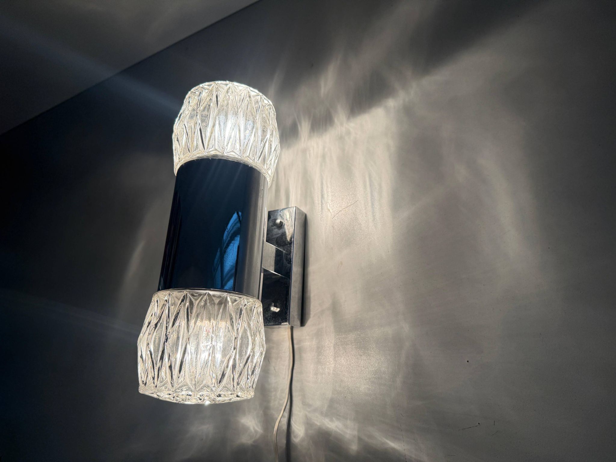 Mid-century double-headed glass and metal wall sconce, 1960, Italy
