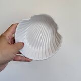 Vintage set of 4 shell-shaped bowls