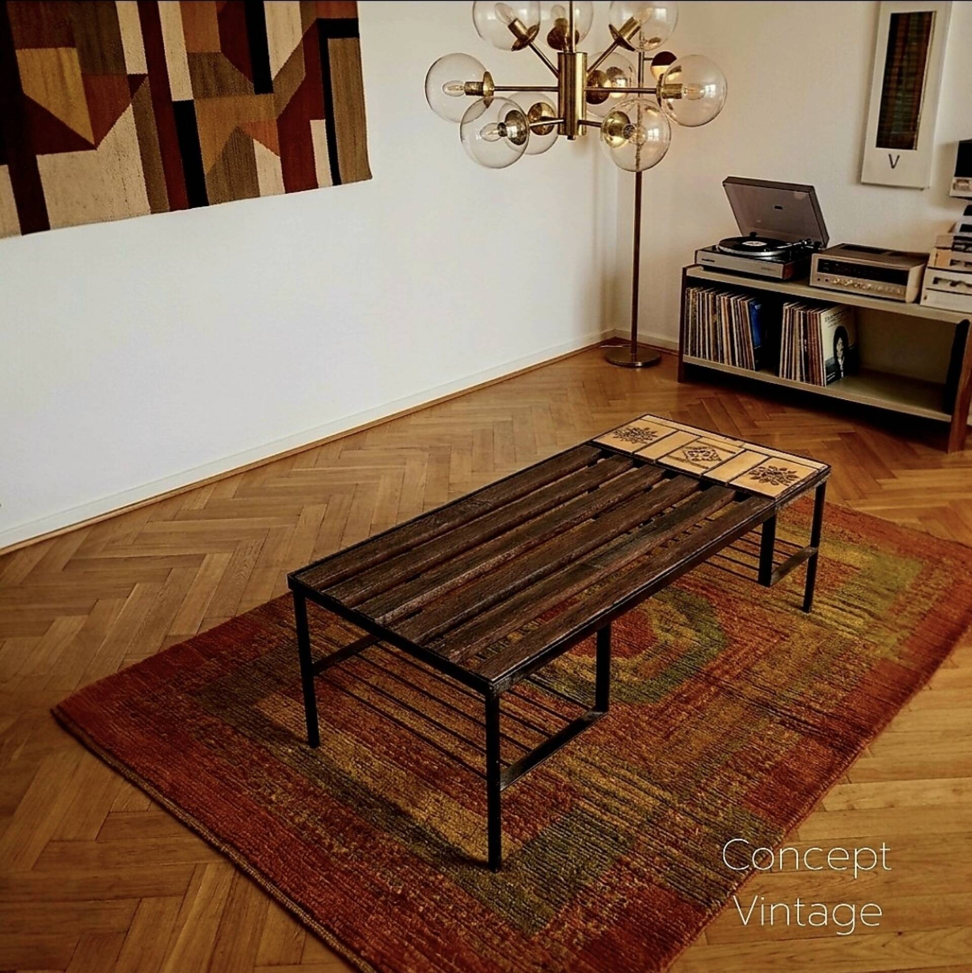 Table basse Roger Capron en céramique et bois – Circa 1960