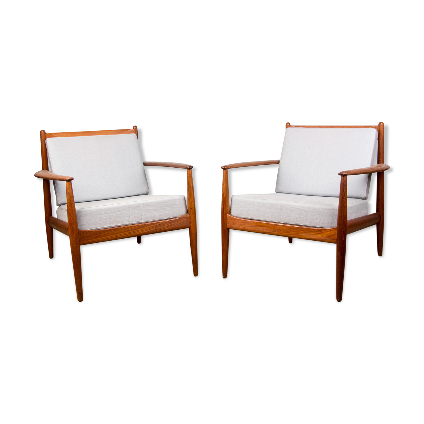 Pair of danish armchairs in teck by Grete Jalk for France, 1963