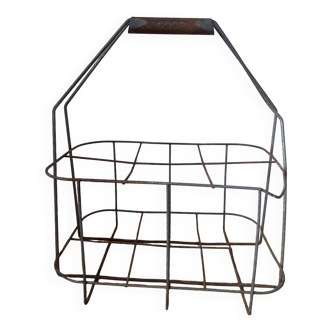 Old coop iron bottle holder