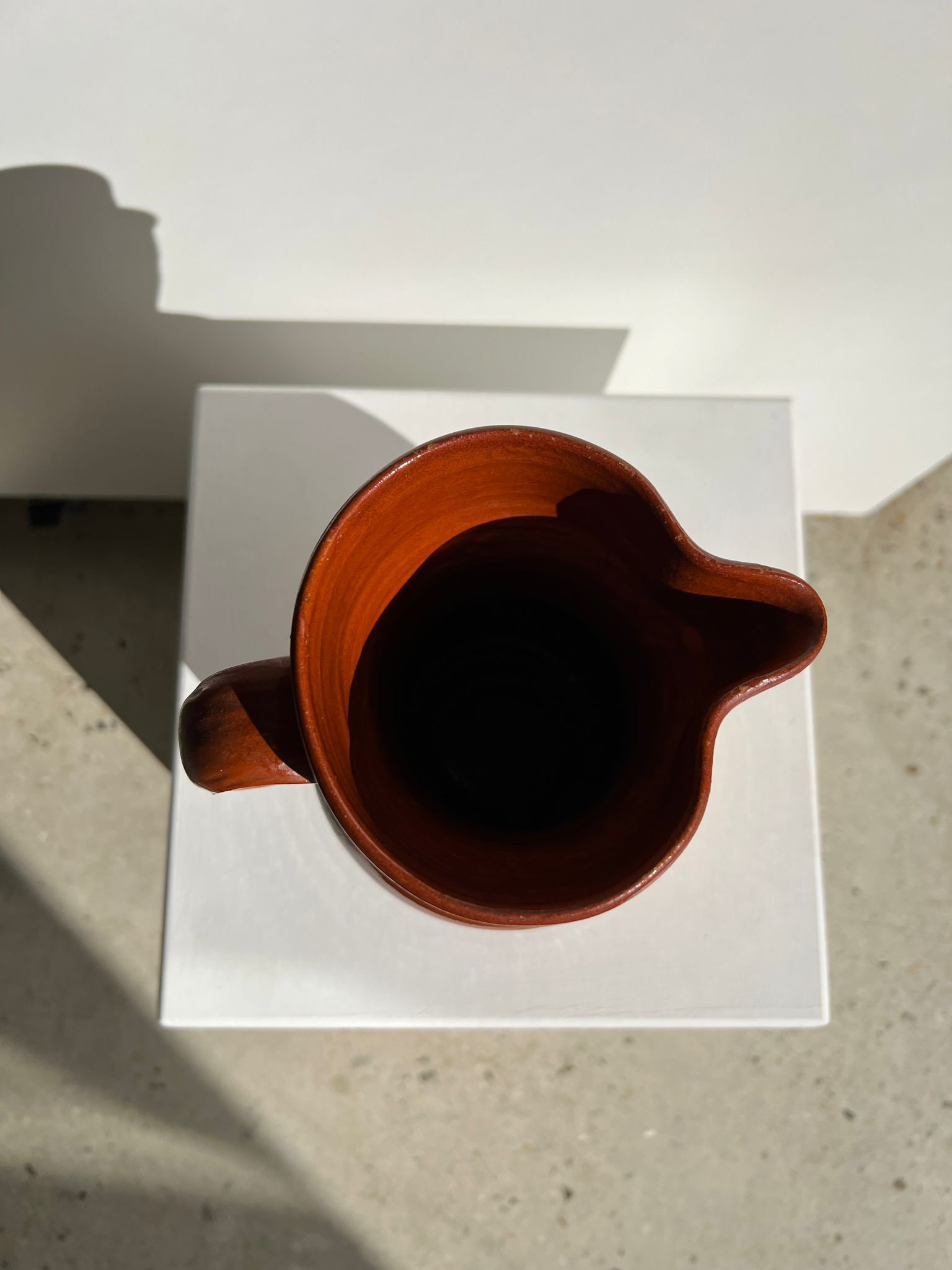 Two-tone brown ceramic wine pitcher H: 24cm