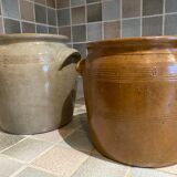 Pot in brown stoneware
