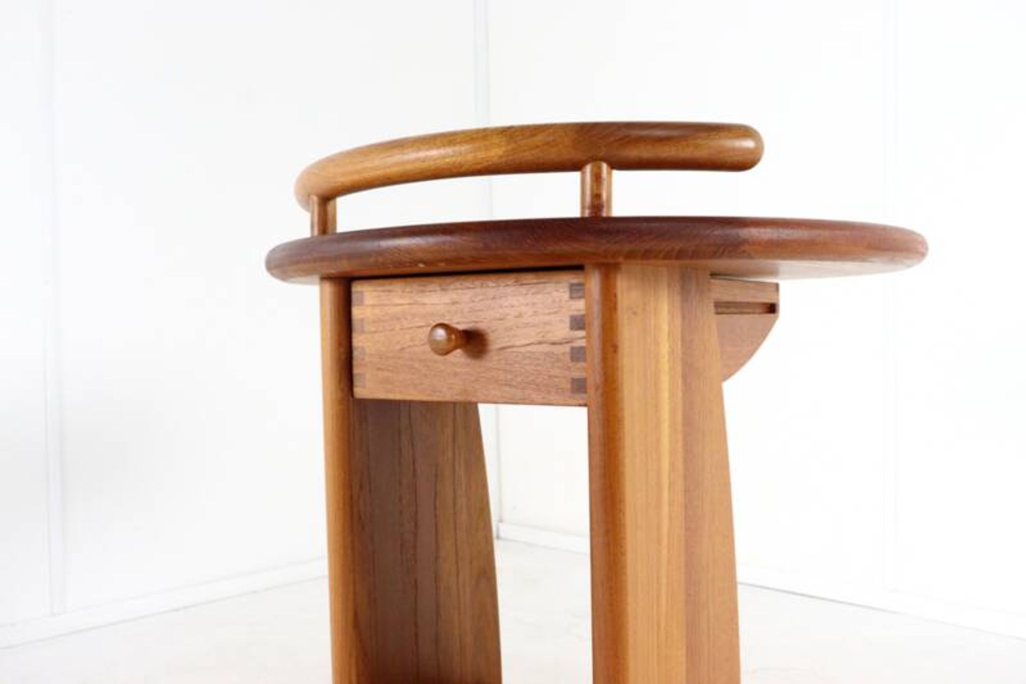 Chariot Aksel Kjersgaard - design danois en teck - moderne du milieu du siècle
