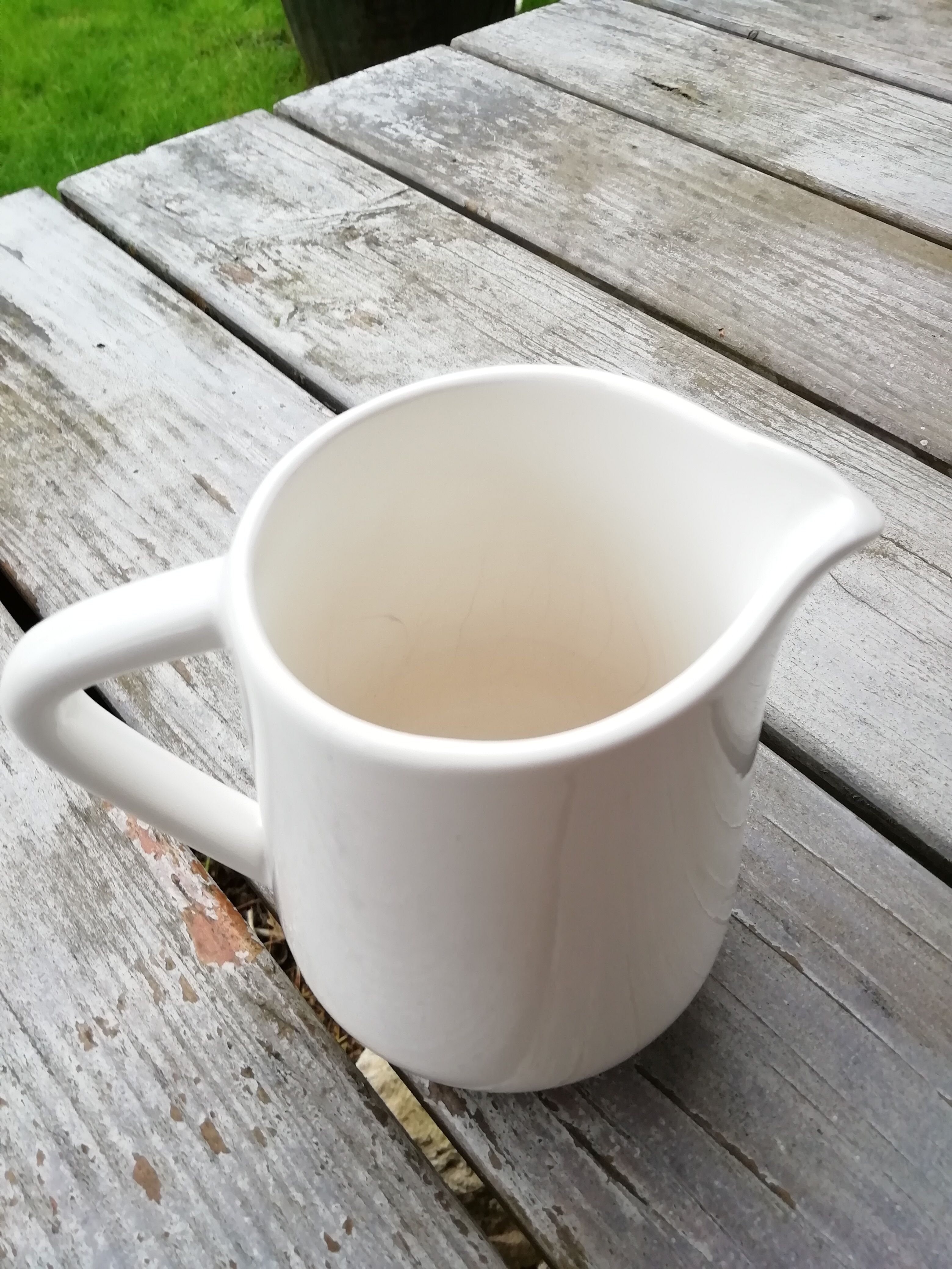 Pot à lait blanc Salins