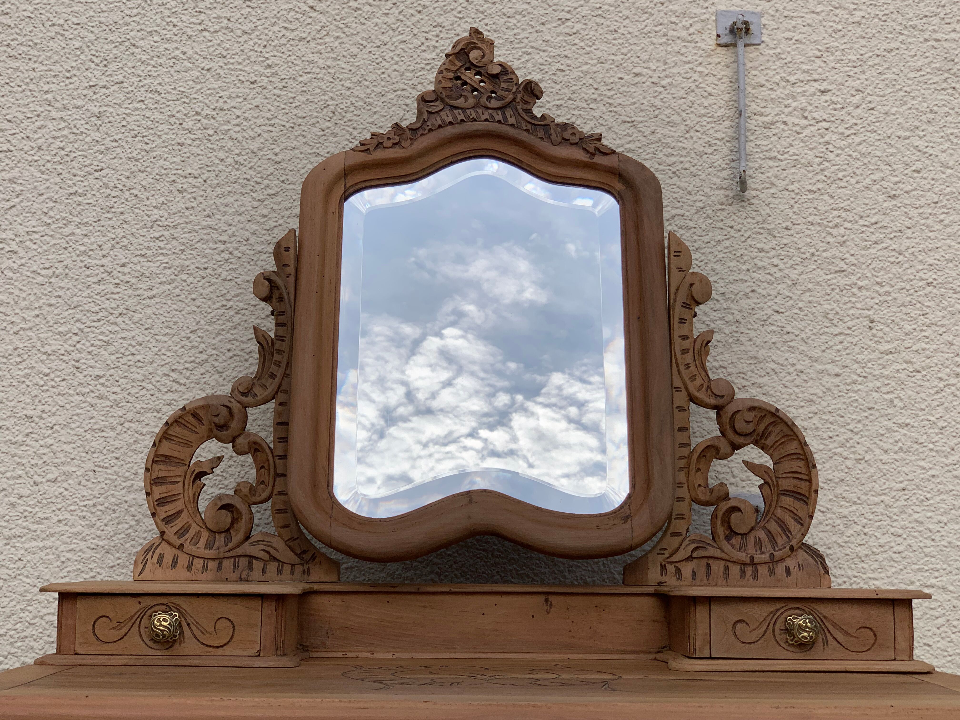 Dressing table raw wood 1900