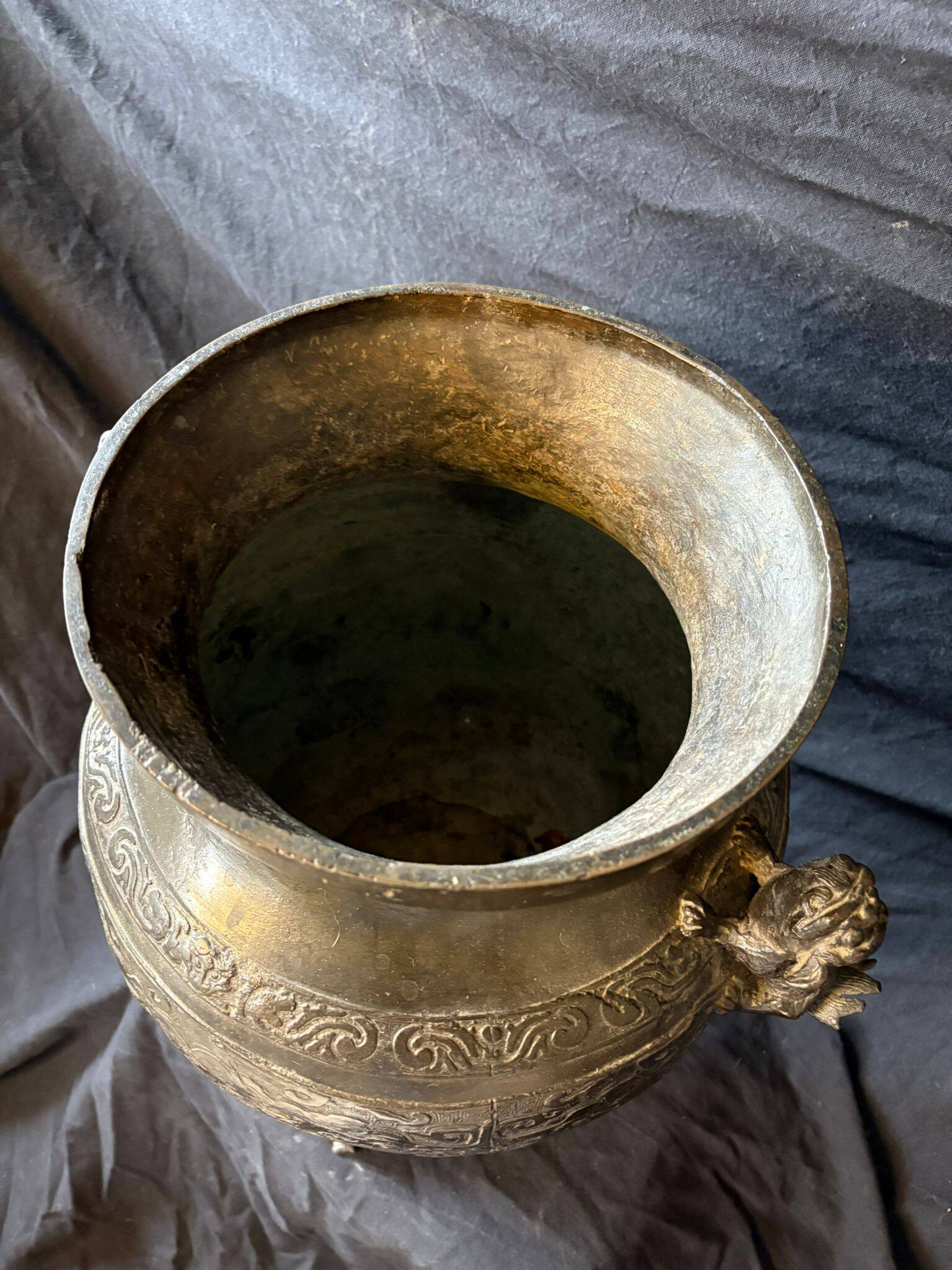 Chinese bronze baluster vase