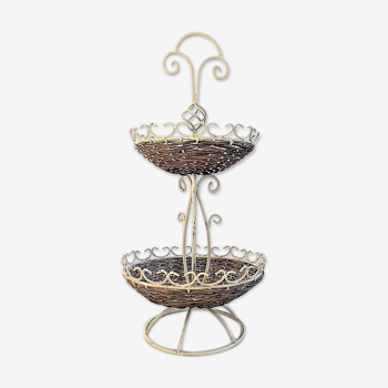 Display 2-tiered structure patinated metal rattan baskets