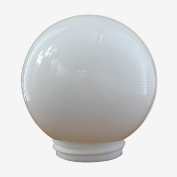 Globe en opaline blanche Ø 15 cm