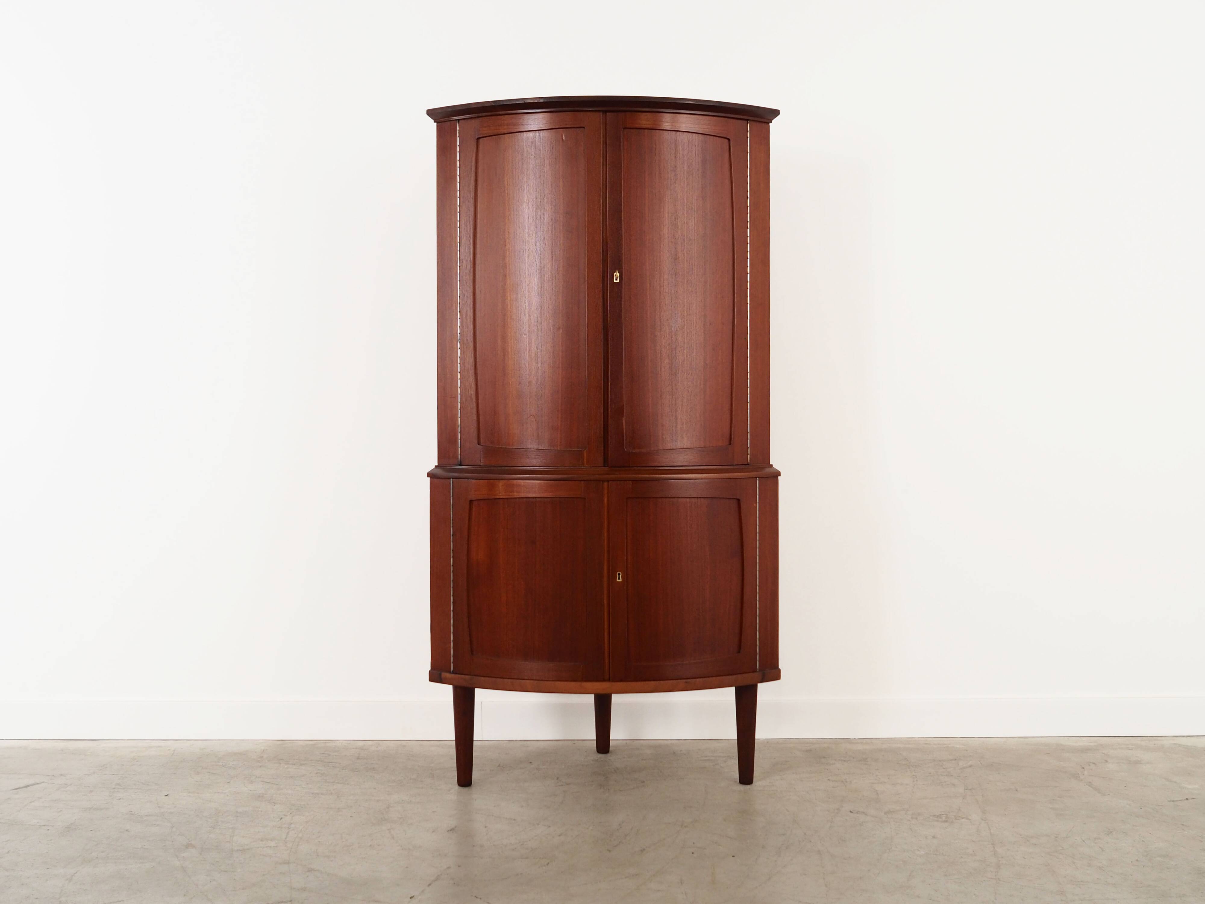 Meuble d'angle en teck, années 1970, design danois, fabrication : Danemark