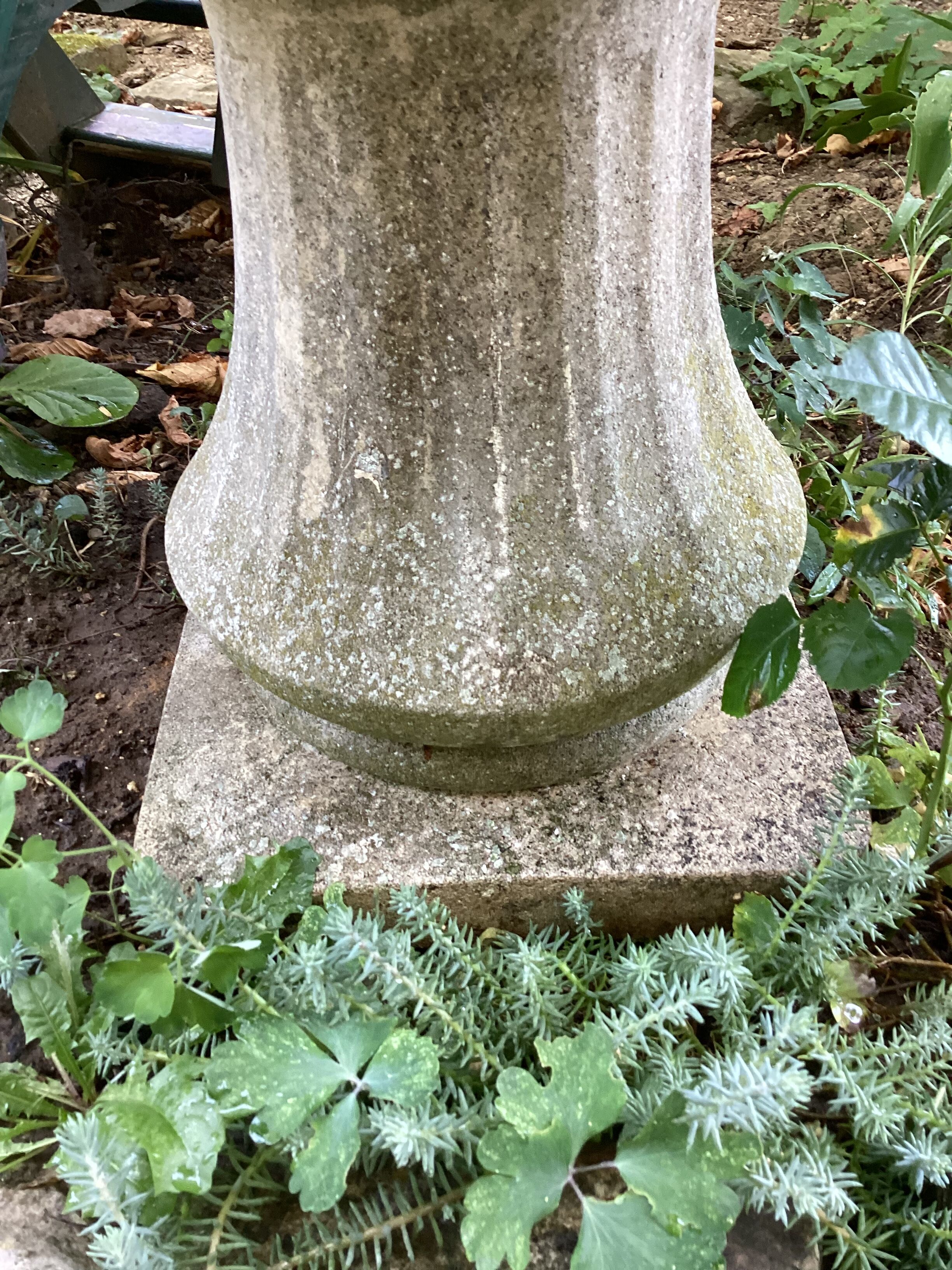 Vasque, années 1950 Grandon Fres en ciment