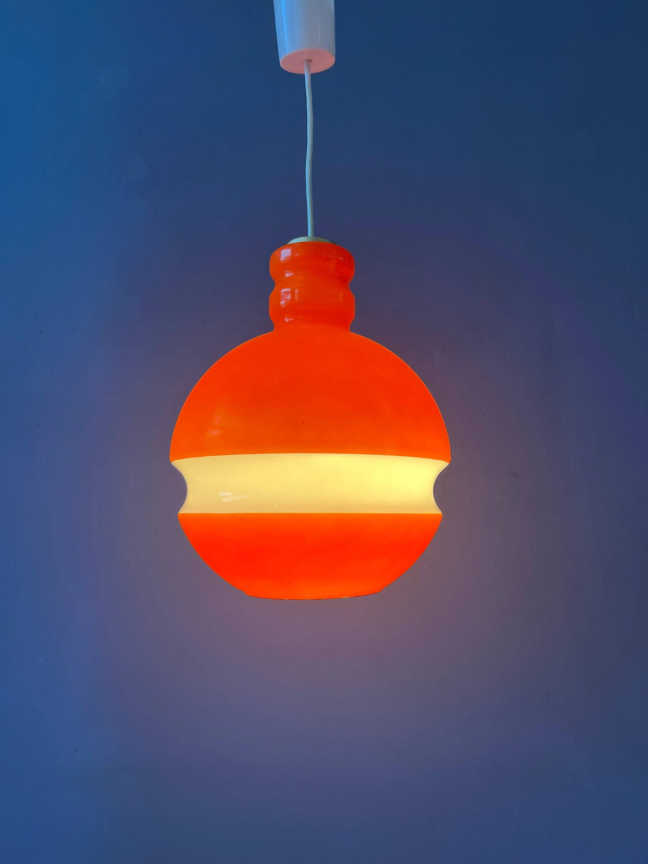 Suspension en verre Peill & Putzler mid-century orange et blanc