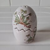 Egg salt and pepper set