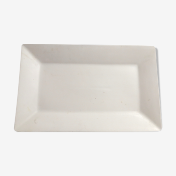 Rectangular serving dish in white ceramic
