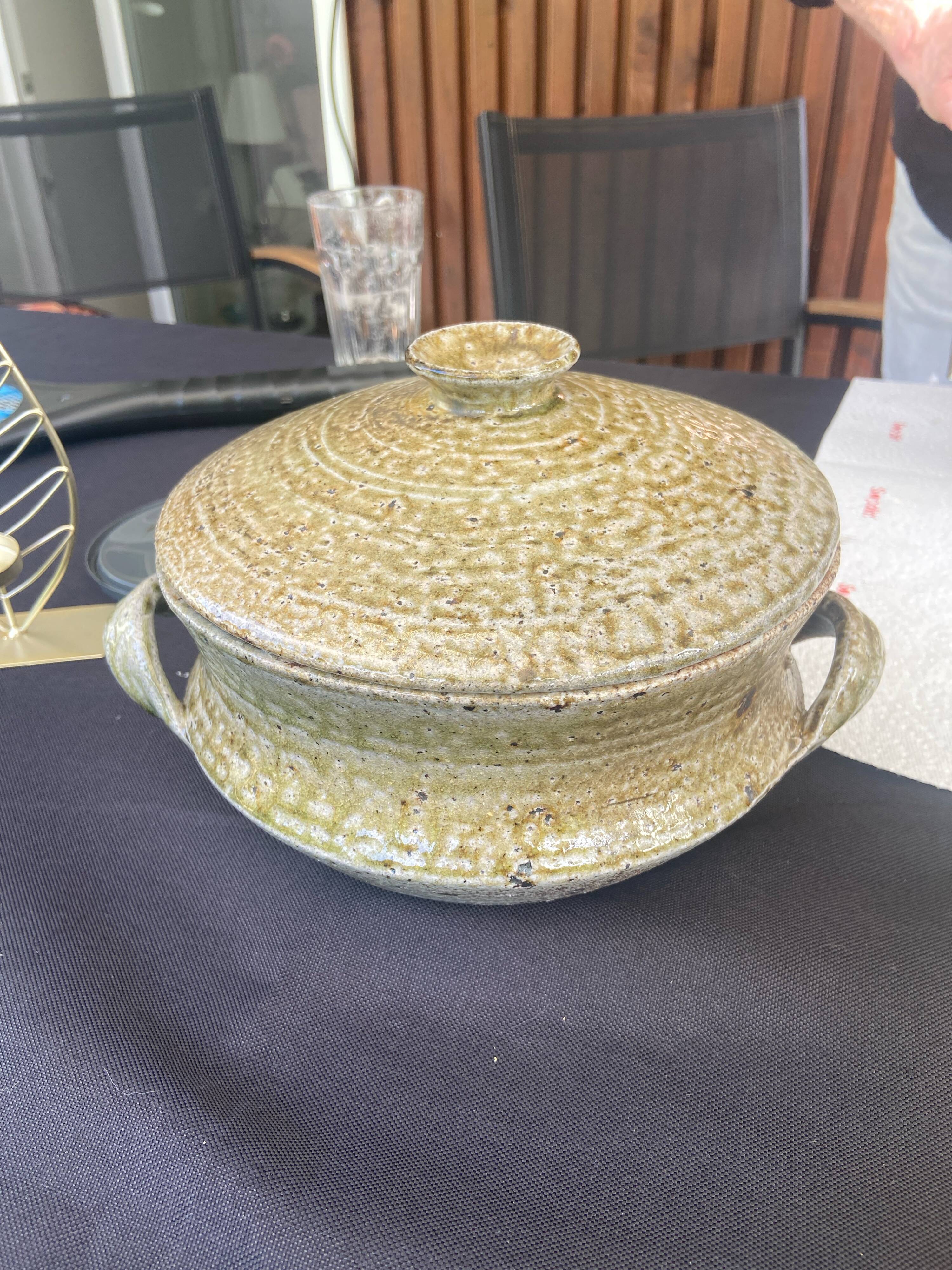 soup tureen