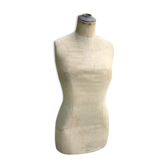 Former bust of vintage couture model Stockman 1950