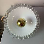 Suspension baladeuse vintage opaline blanche dentelle