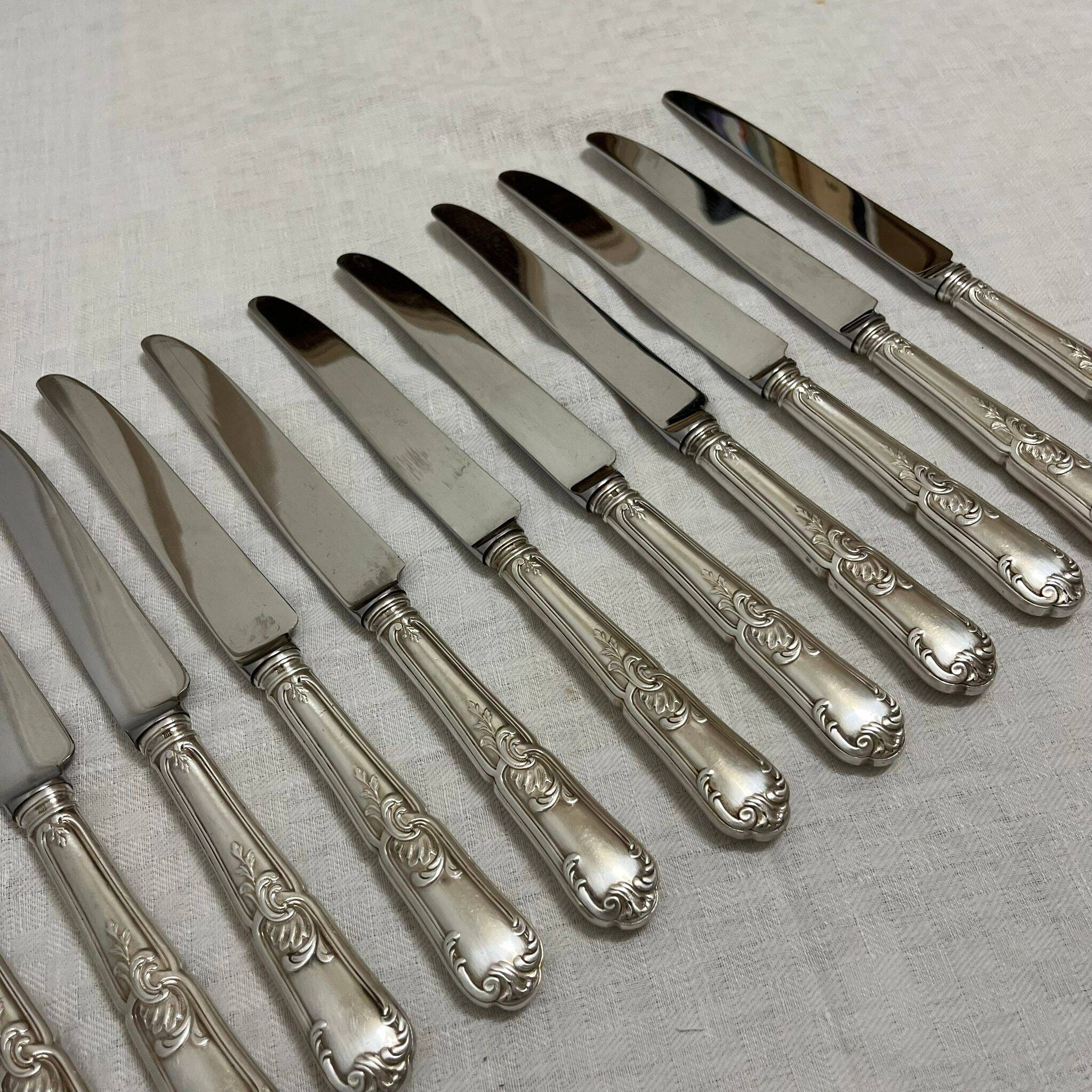 12 table knives - Silver metal - Rococo style