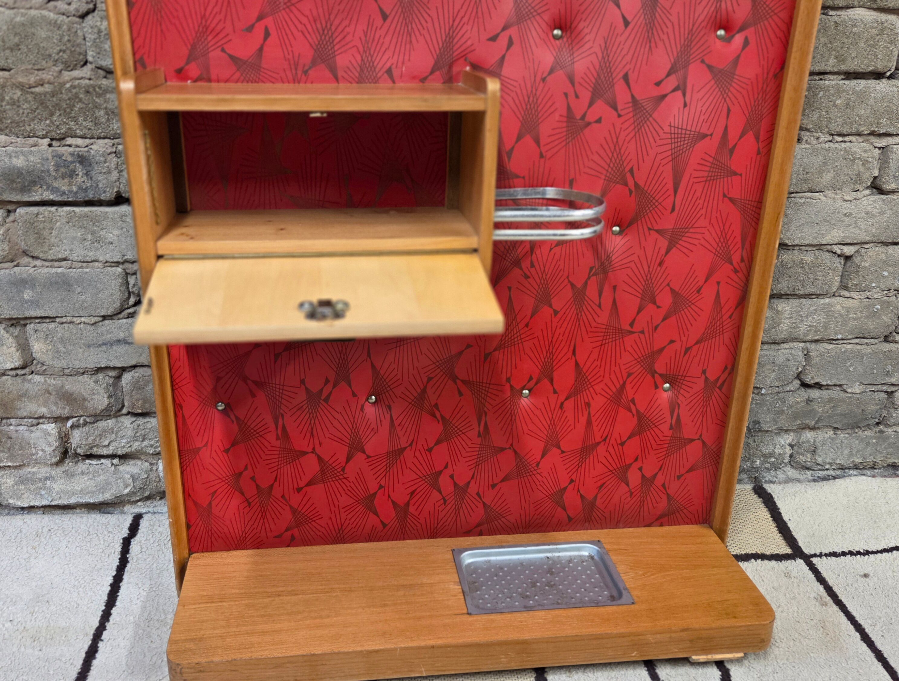 Vintage wall coat rack from the 50s/60s – Rockabilly design cloakroom