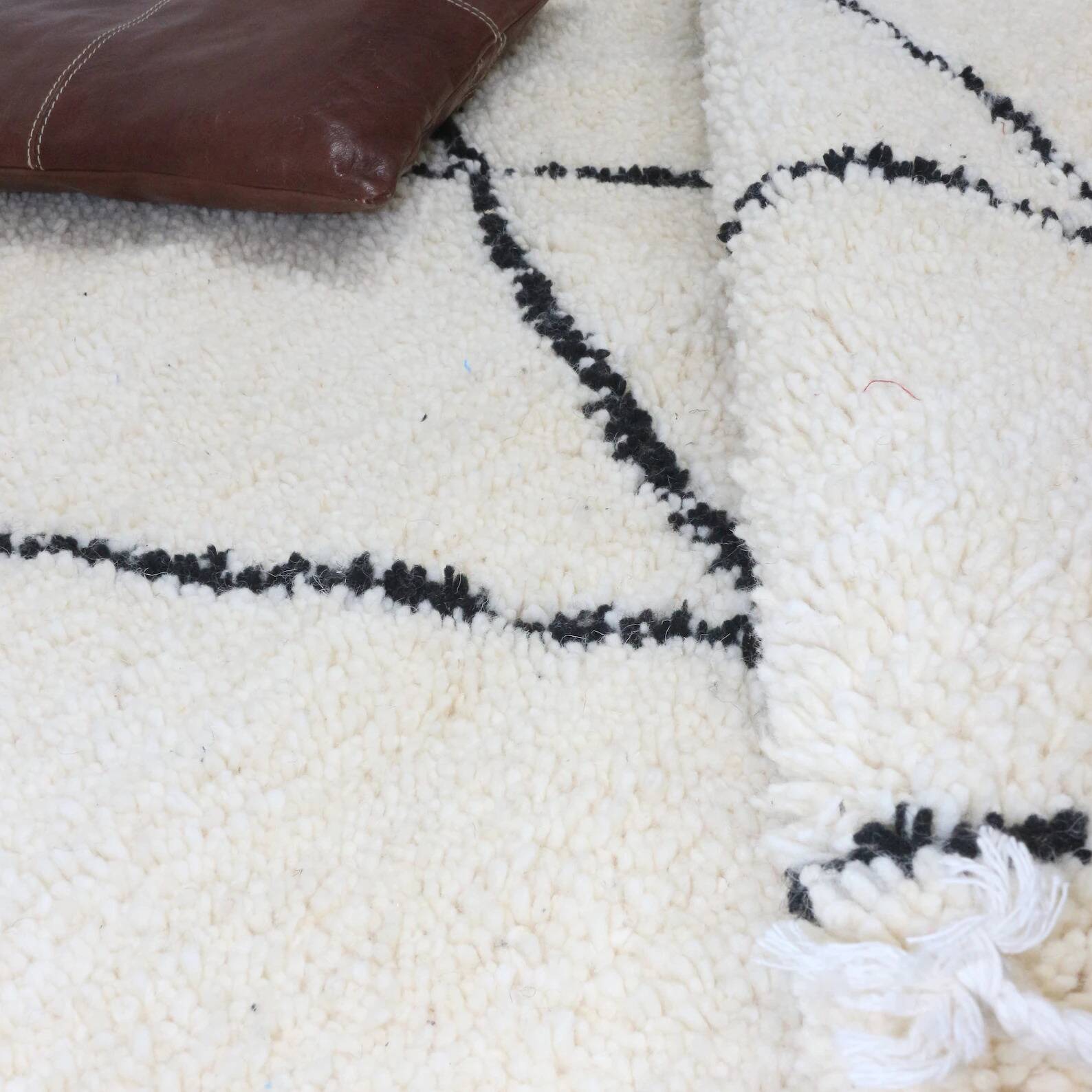 Berber rugs, Moroccan rugs and crafts 253 x 160 cm