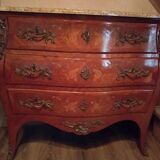Louis XV style inlaid chest of drawers