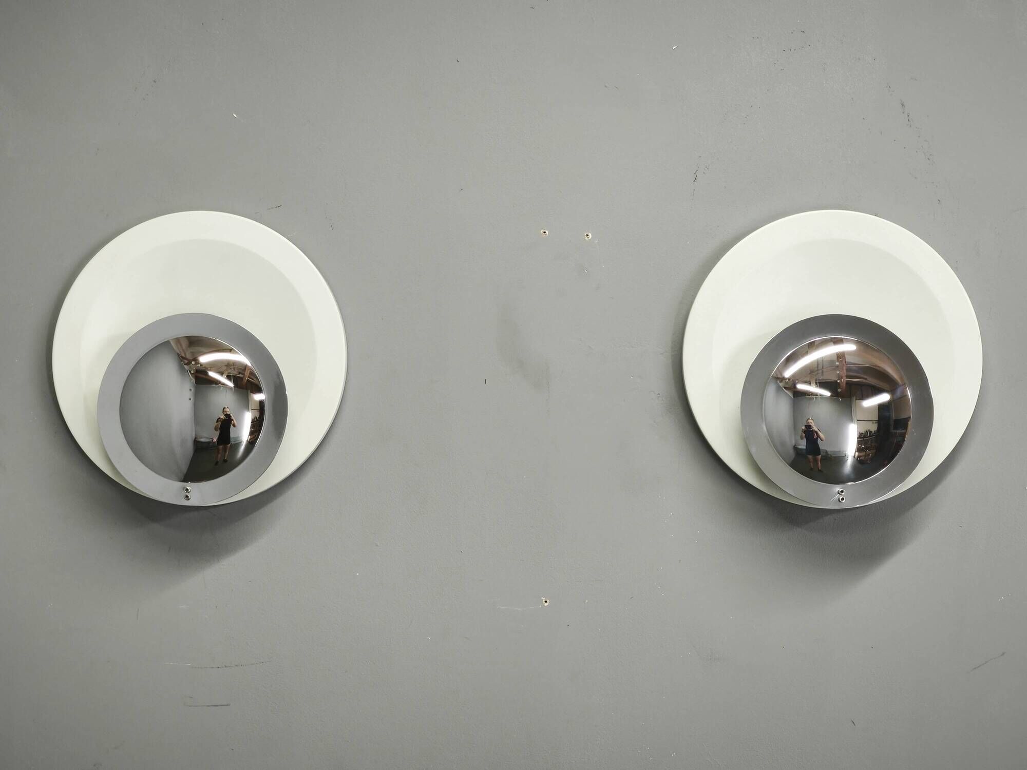Pair of Italian Space Age Chrome and White Wall Lights, 1970s