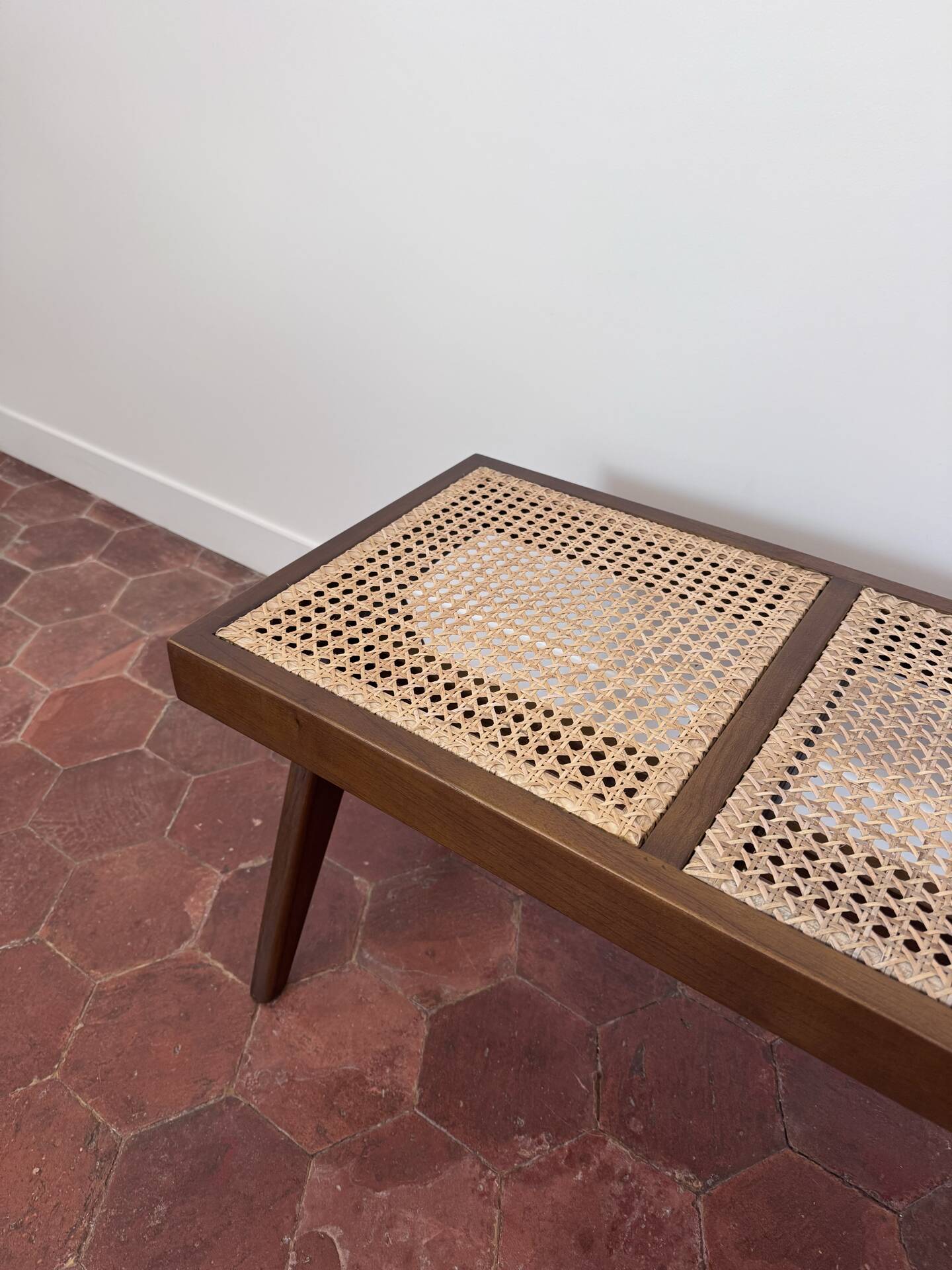 B.T.H. Flats 3 wooden bench – dark brown