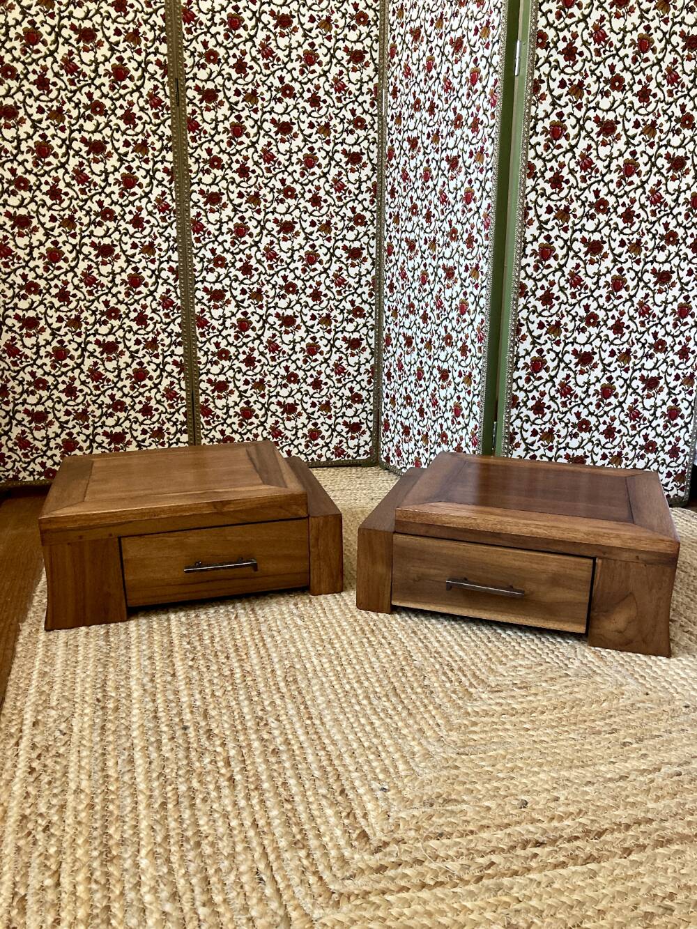 Pair of low cabinets in solid wood – bedside tables or side tables.