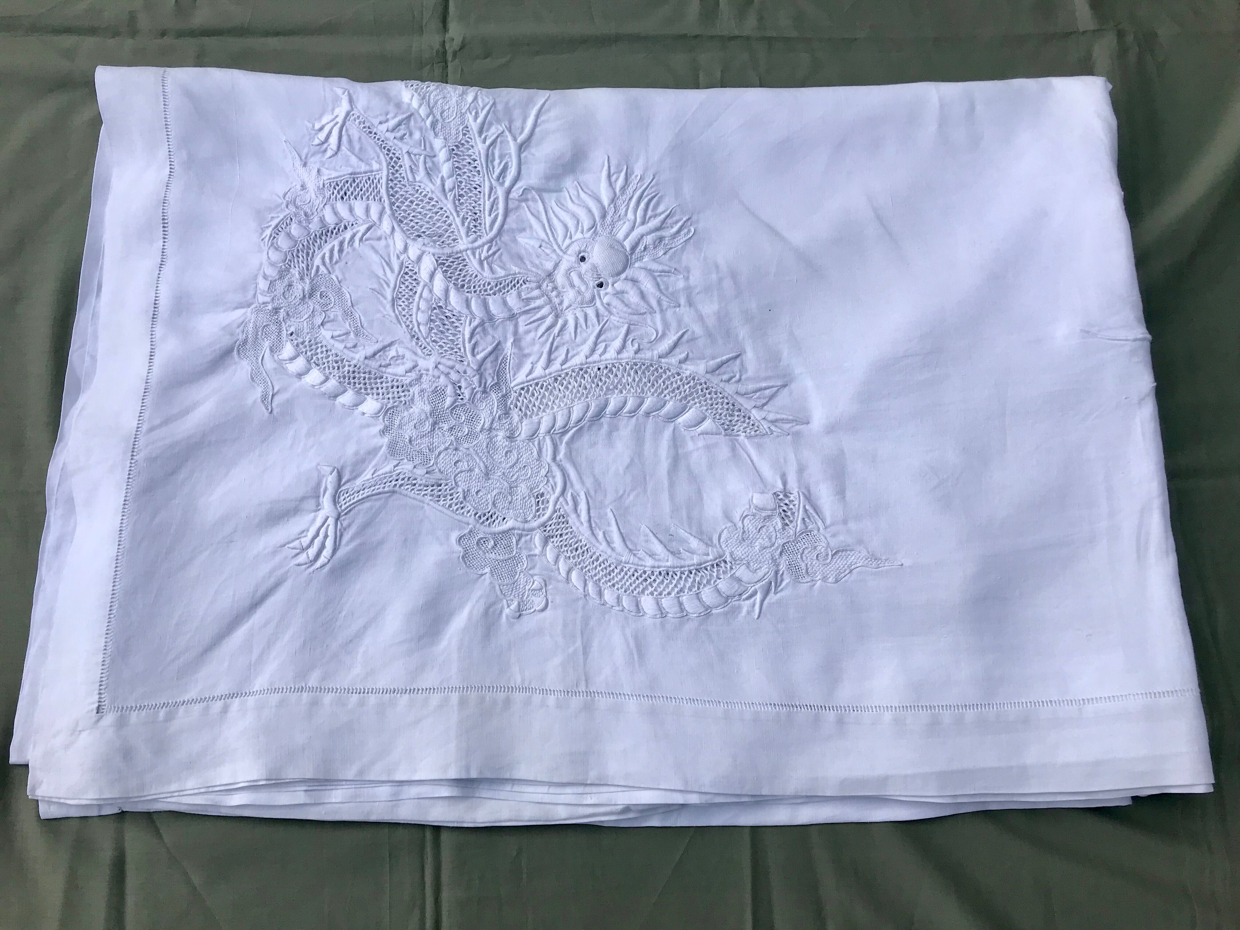 Tablecloth li!n pattern "dragons"