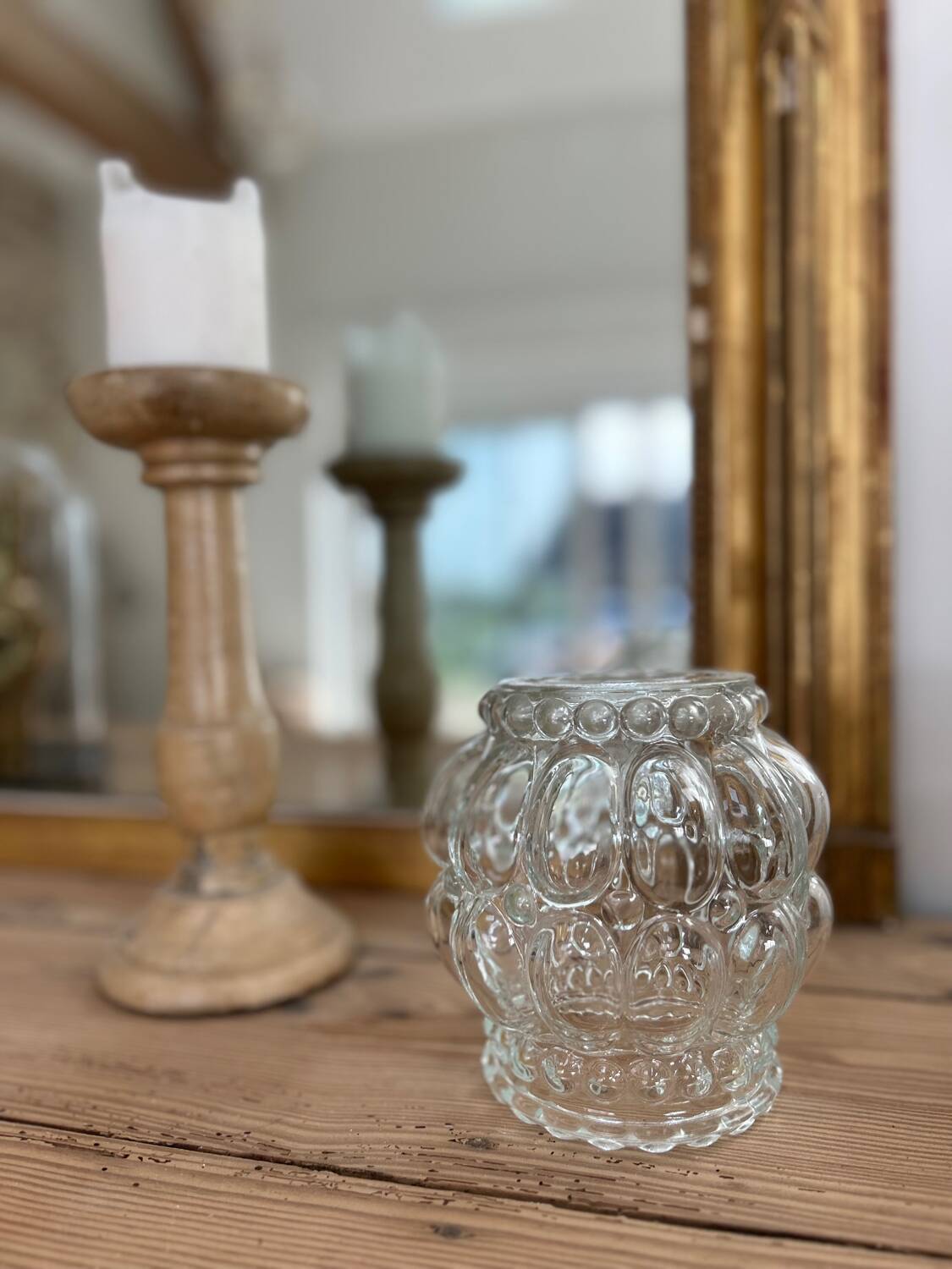 Set of 4 modern pendant lights with antique globes