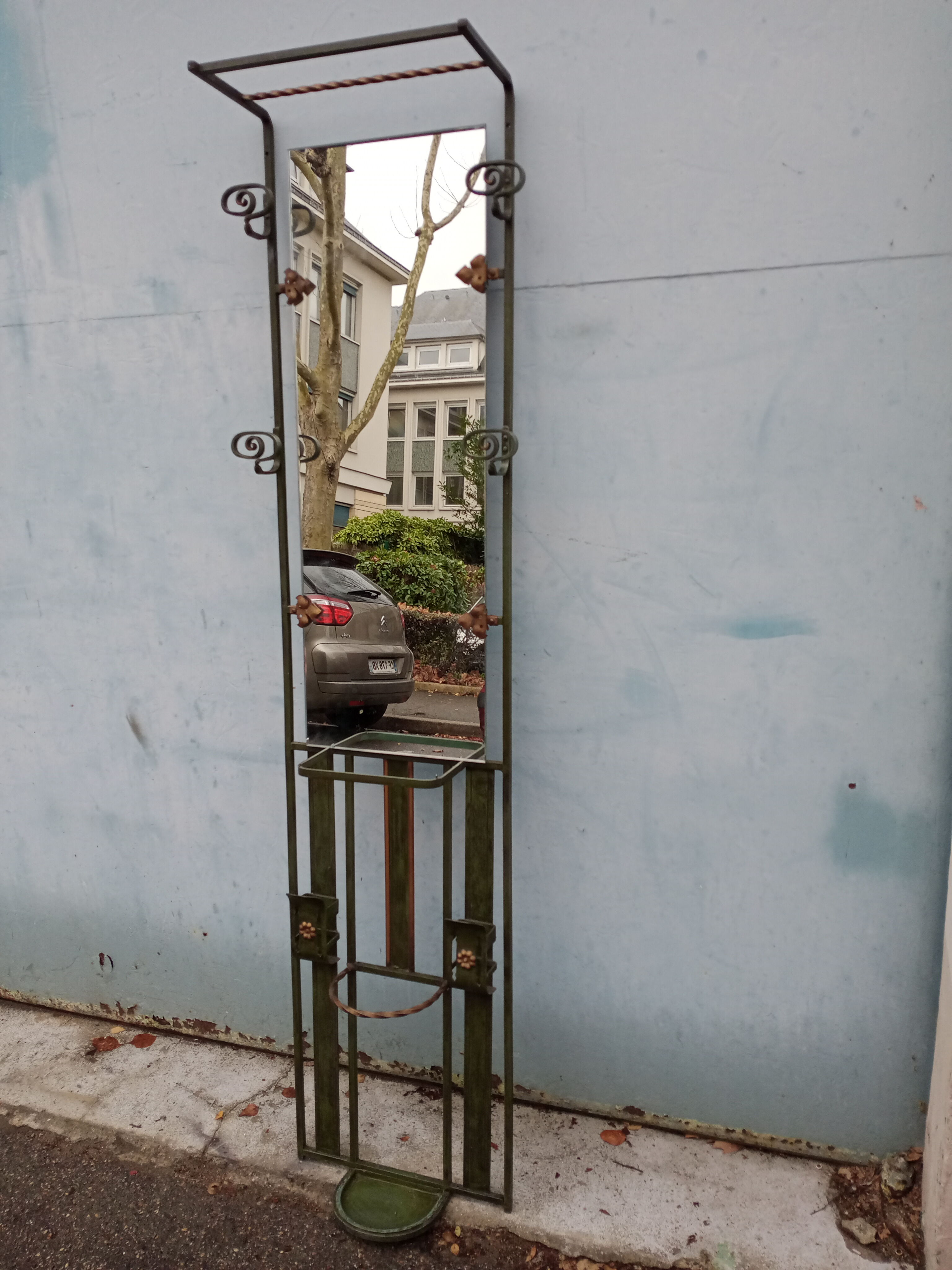 Cloakroom coat rack iron forge