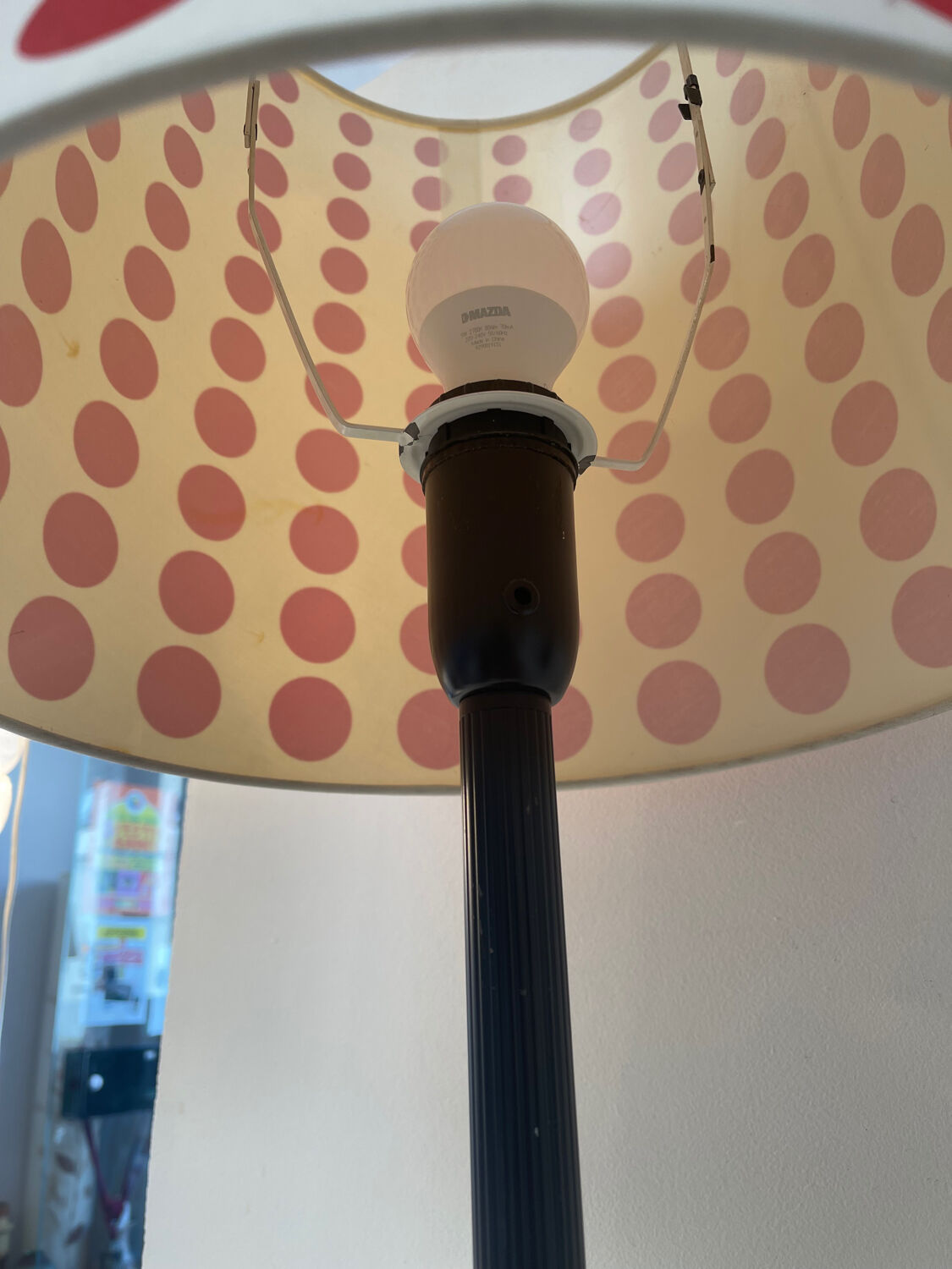 Vintage lamp with a swivelling lampshade in red polka dots – 1970s pop spirit