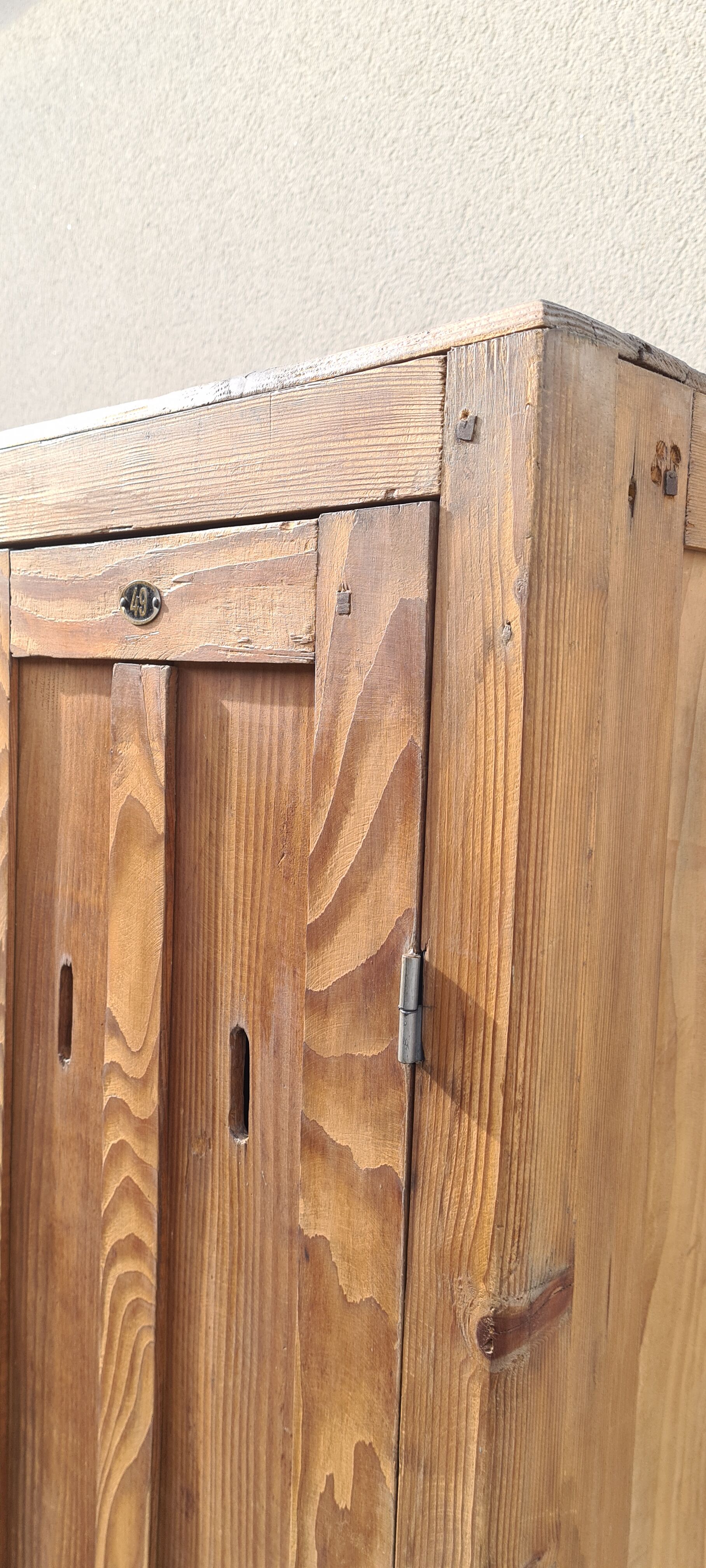 Wooden workshop vestiary