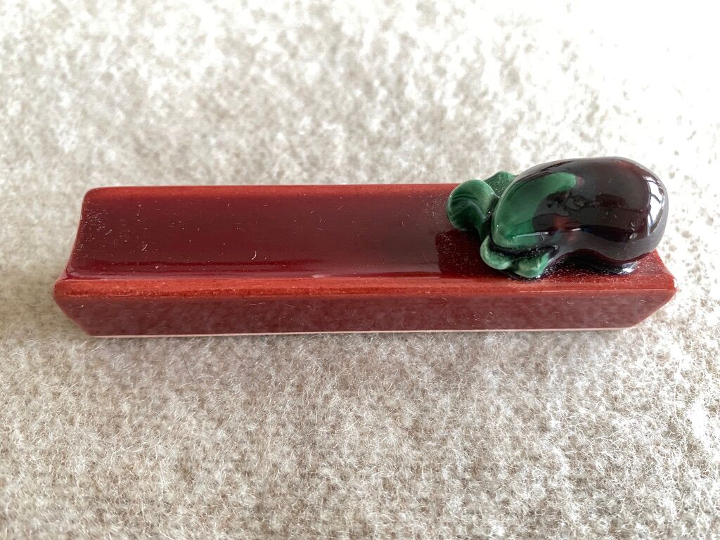 Box of 12 knife doors "vegetables" - earthenware - 8,5x2 cm