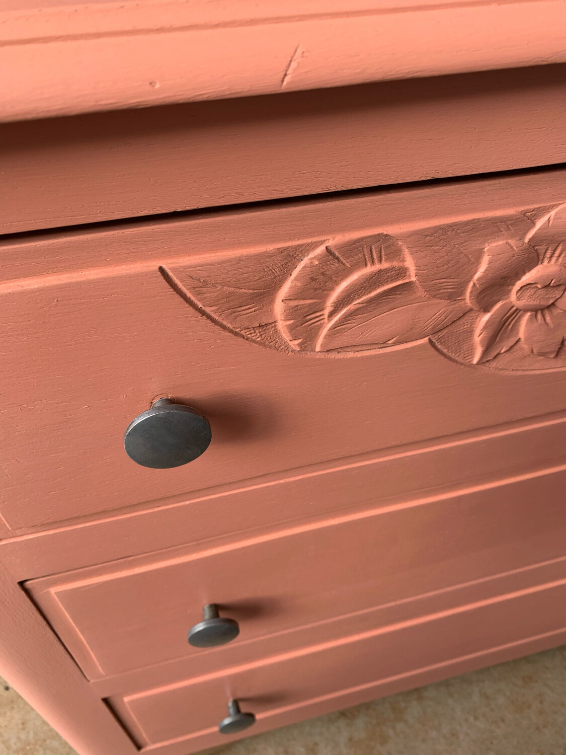 Vintage chest of drawers