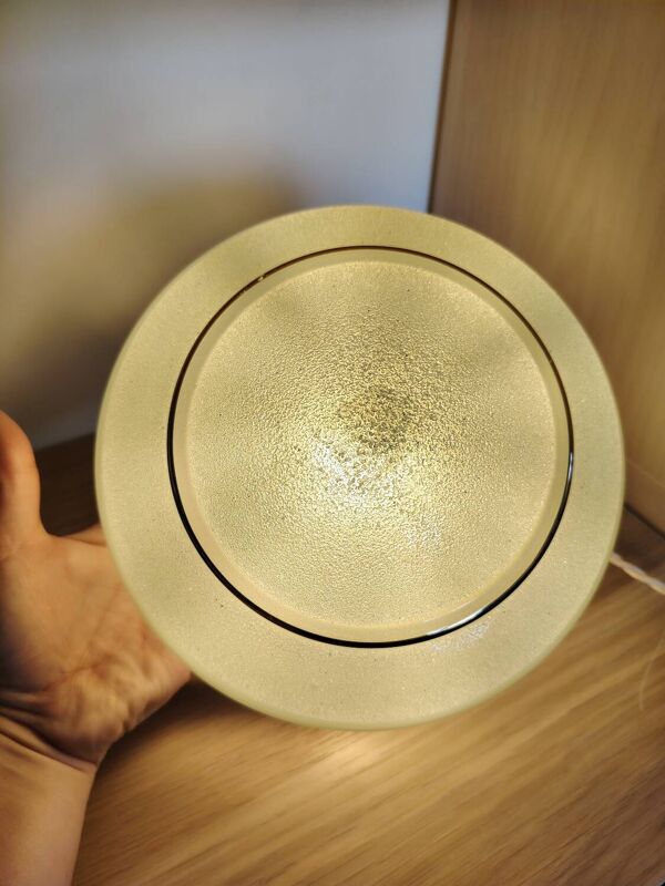 Lampe tactile Globe vert texturé givré