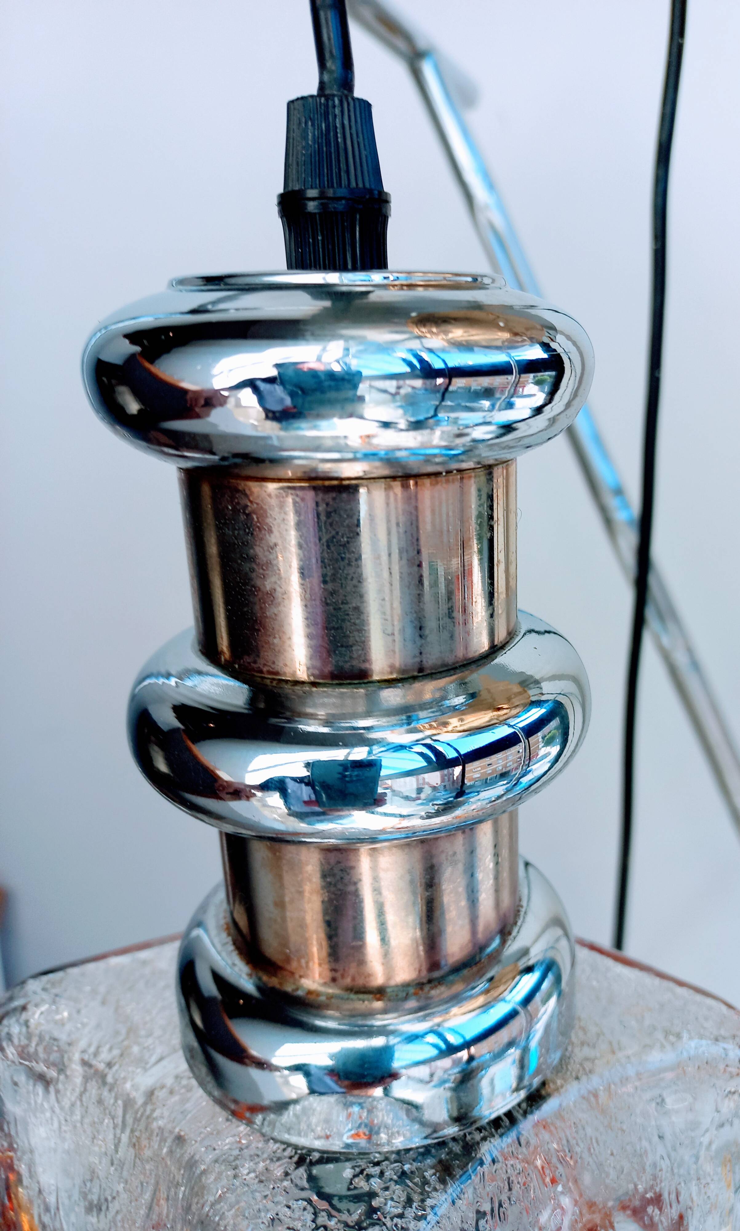 Luminaire italien à cinq suspensions