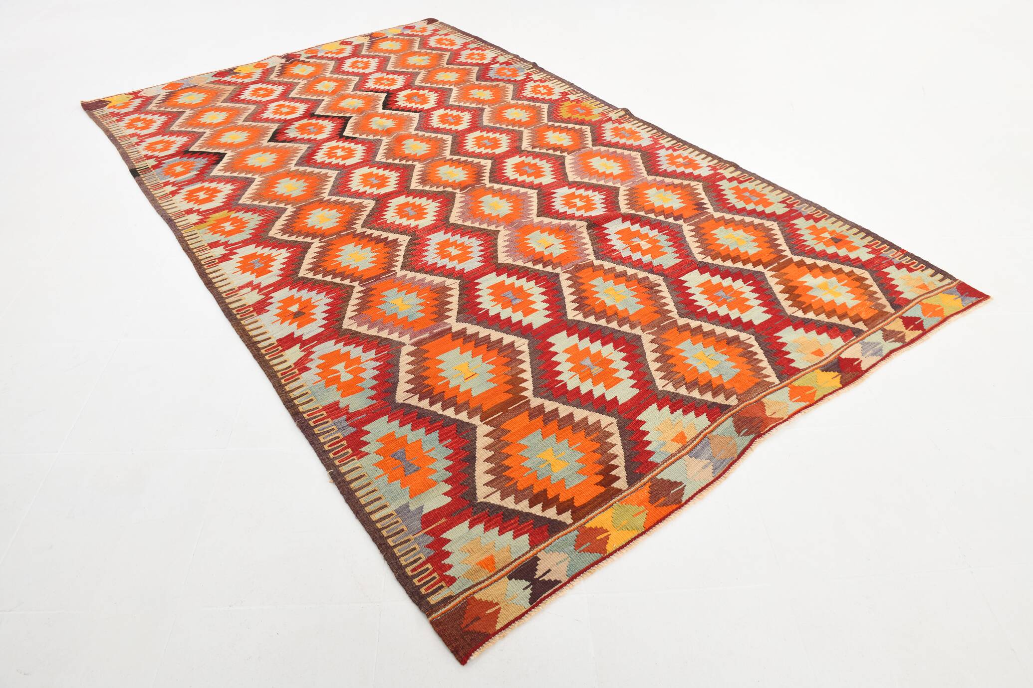 6x10 Soft Red and Orange Turkish Kilim Rug