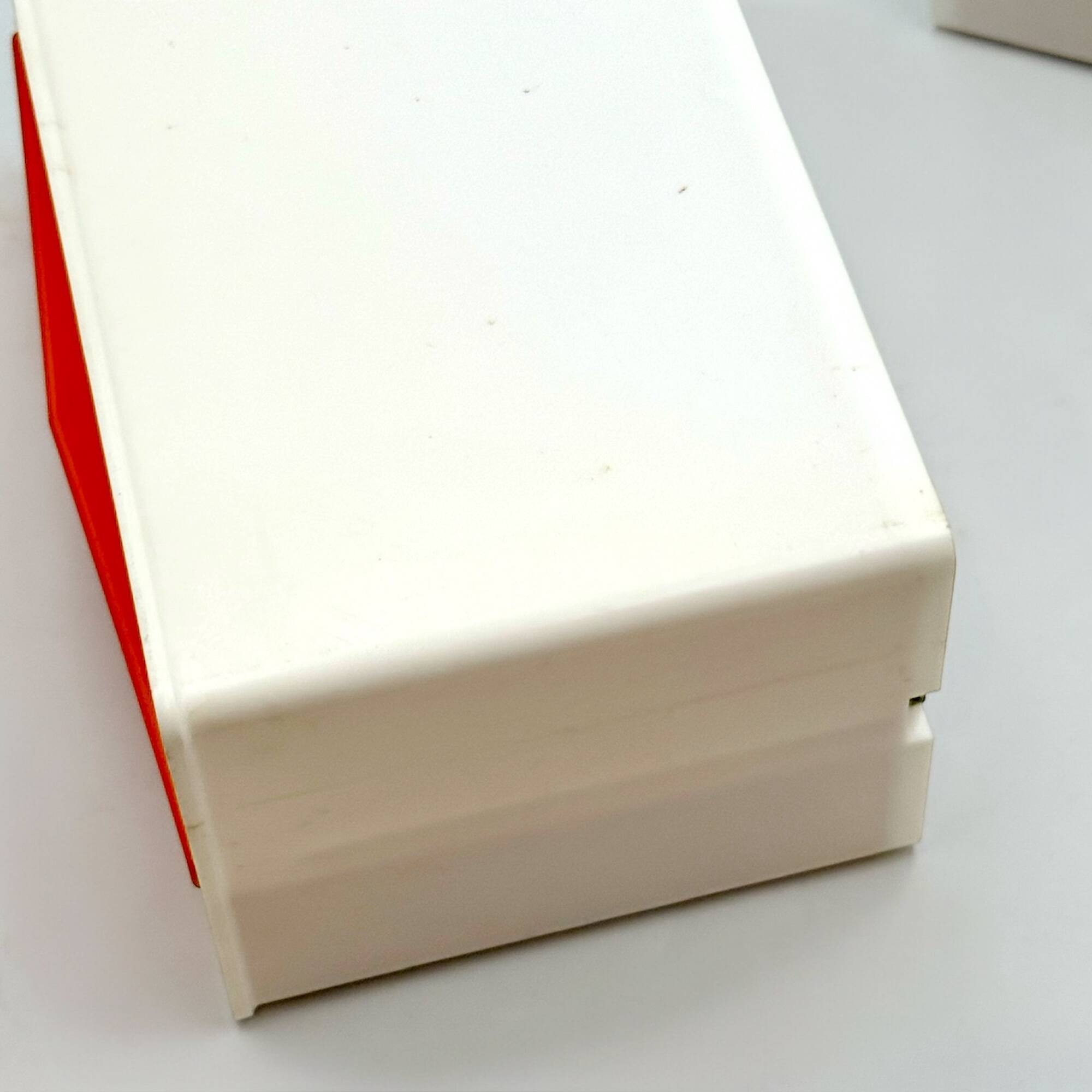 Tiroirs muraux modulaires orange vintage – Plastique des années 1970, style Space Age