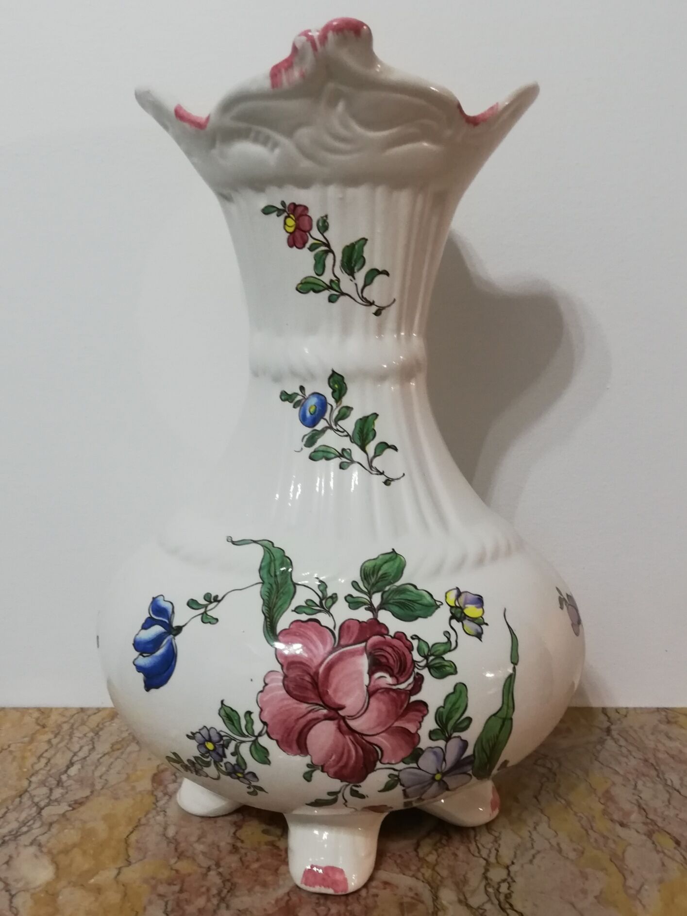 Ceramic vase with floral decoration