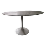 Knoll tulip table